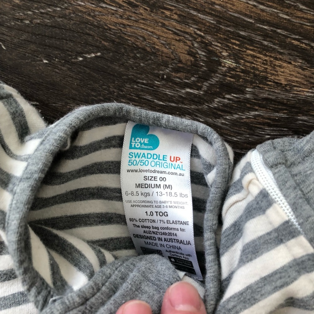 Love to dream swaddle up